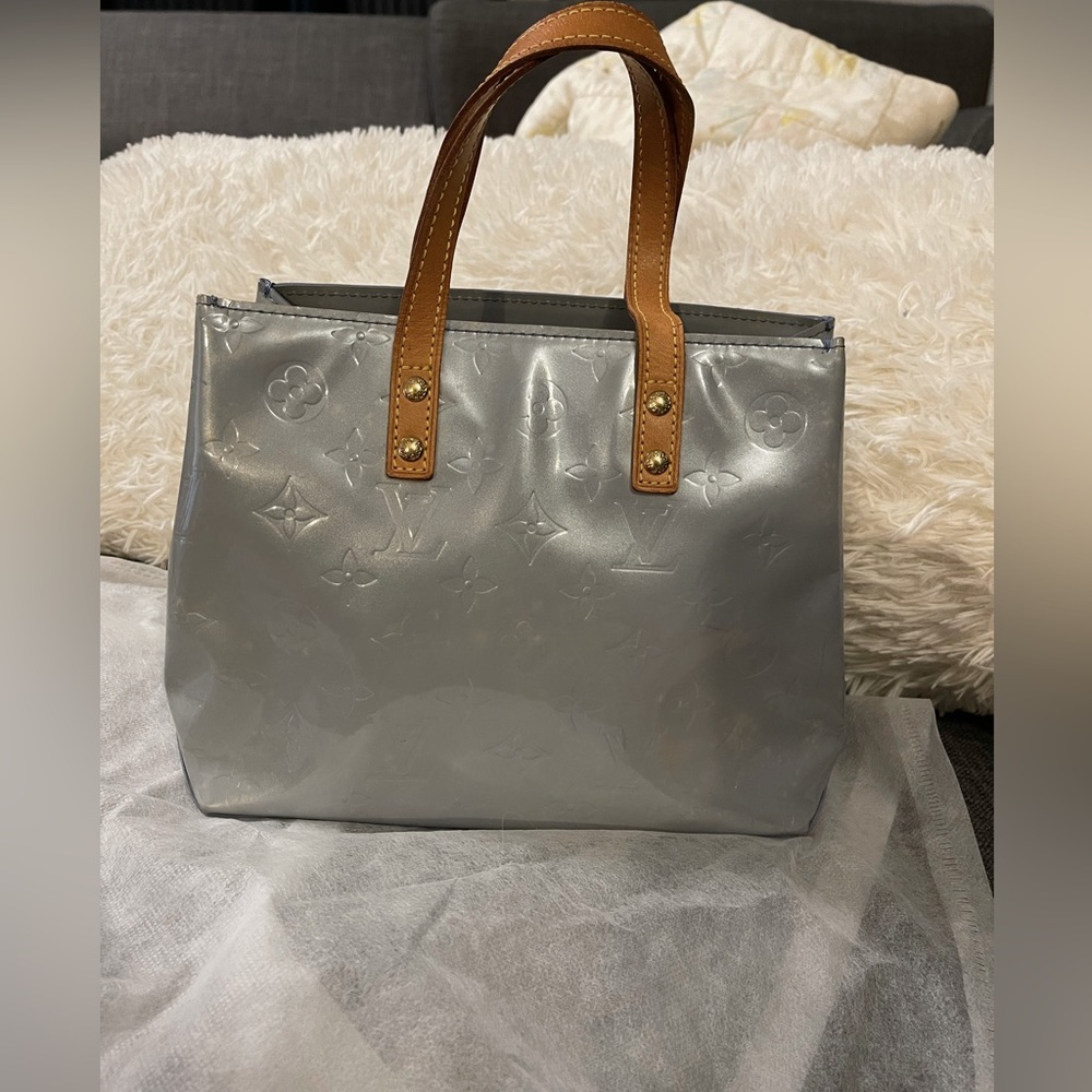Authentic Pre-Loved LOUIS VUITTON Vernis Reade PM